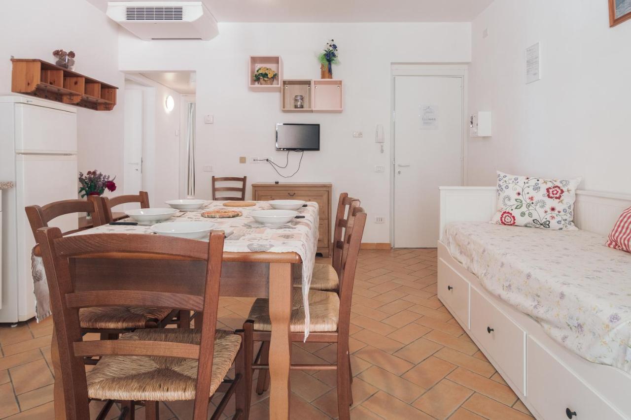 Agriturismo Case Al Sole Лорето Экстерьер фото