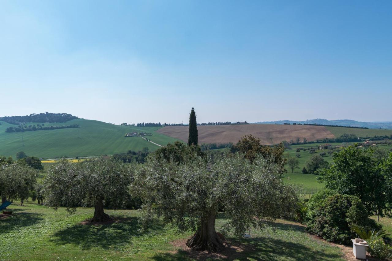 Agriturismo Case Al Sole Лорето Экстерьер фото