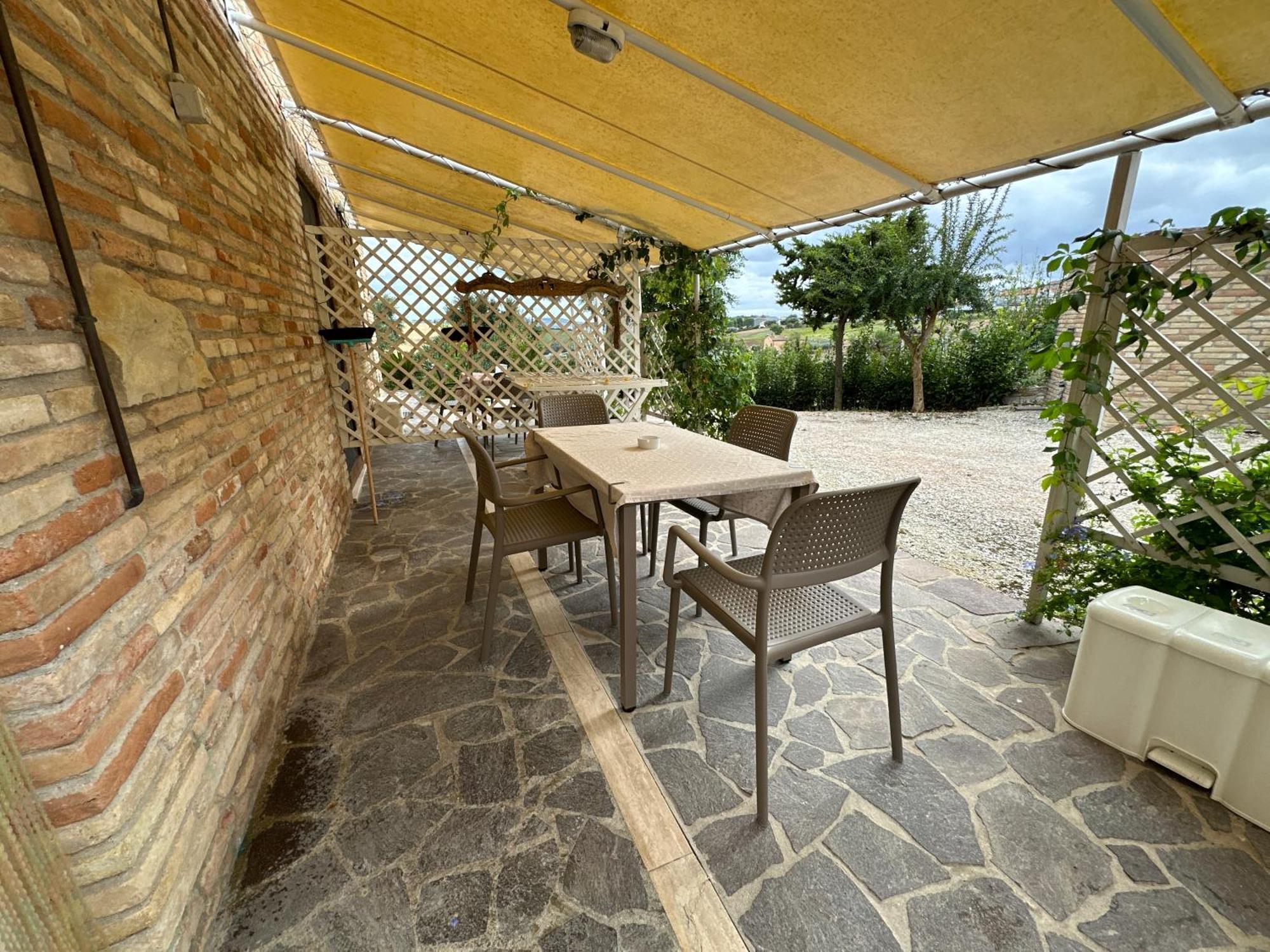 Agriturismo Case Al Sole Лорето Экстерьер фото